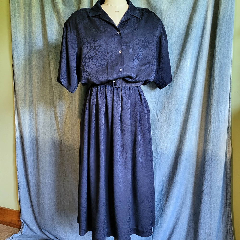 Brooks Brothers Blue Midi Dress with Notched Collar and Dolman Sleeves